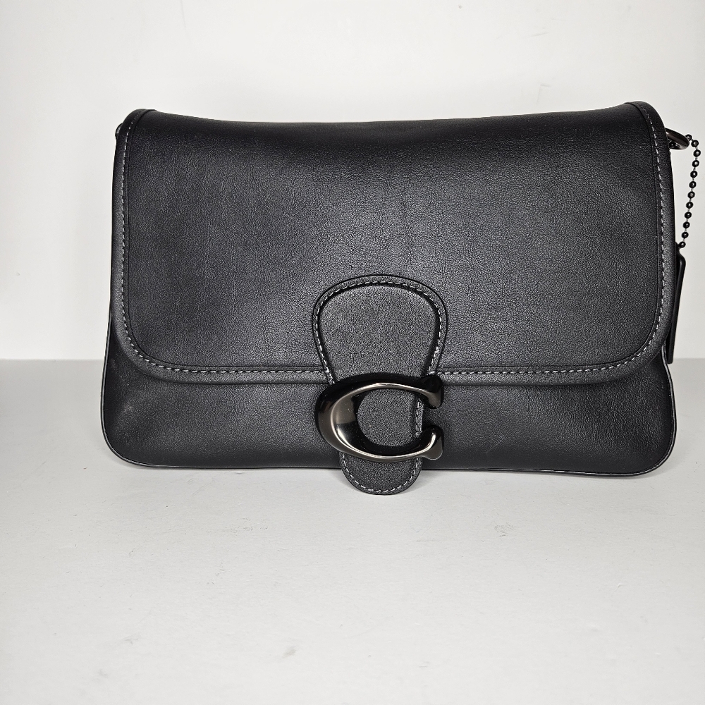 Coach Black Leather Shoulder Bag with Chain Strap